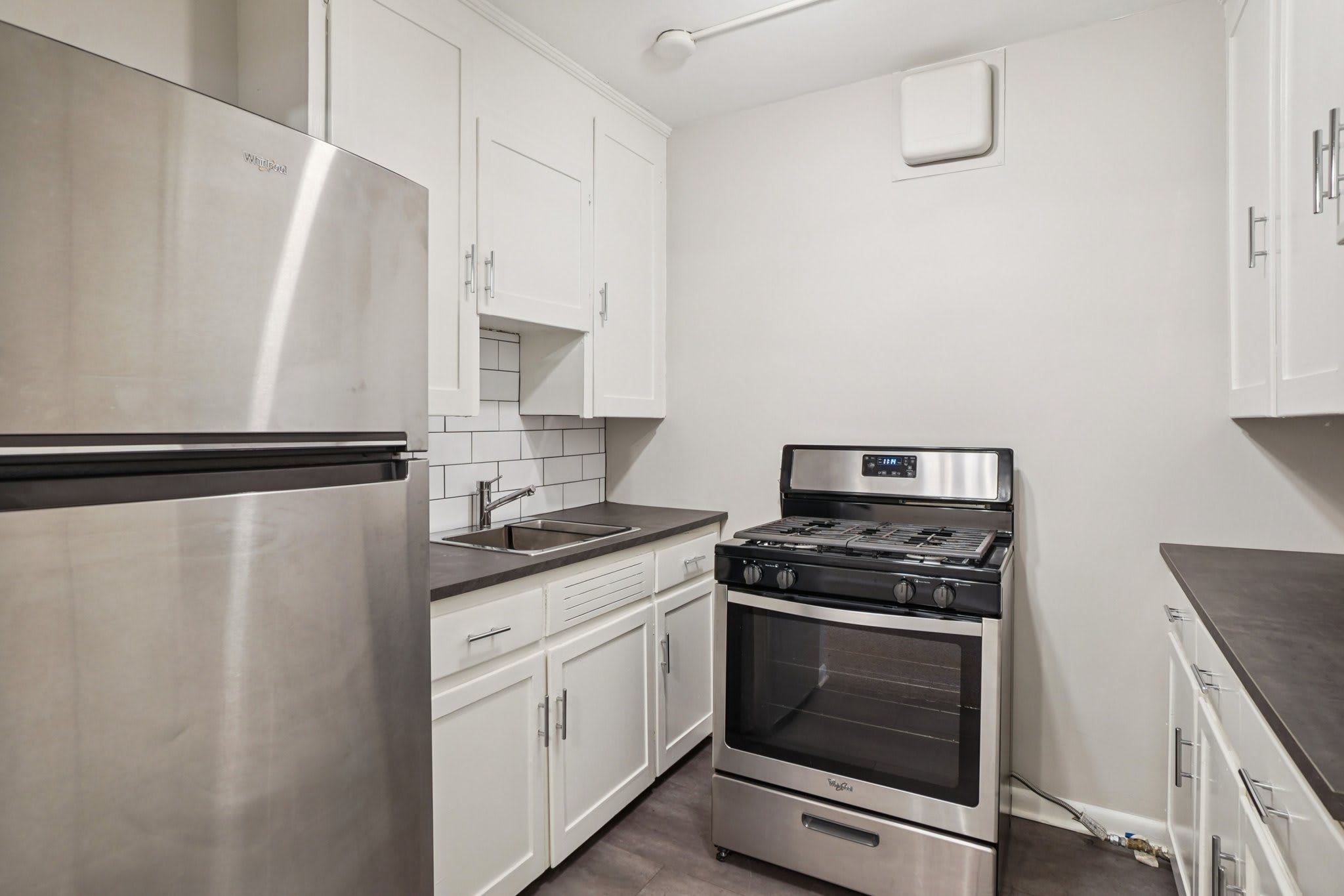 475 501 Garfield – photo 2