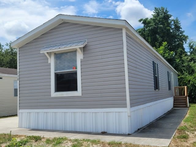 200 Ashville St – photo 5