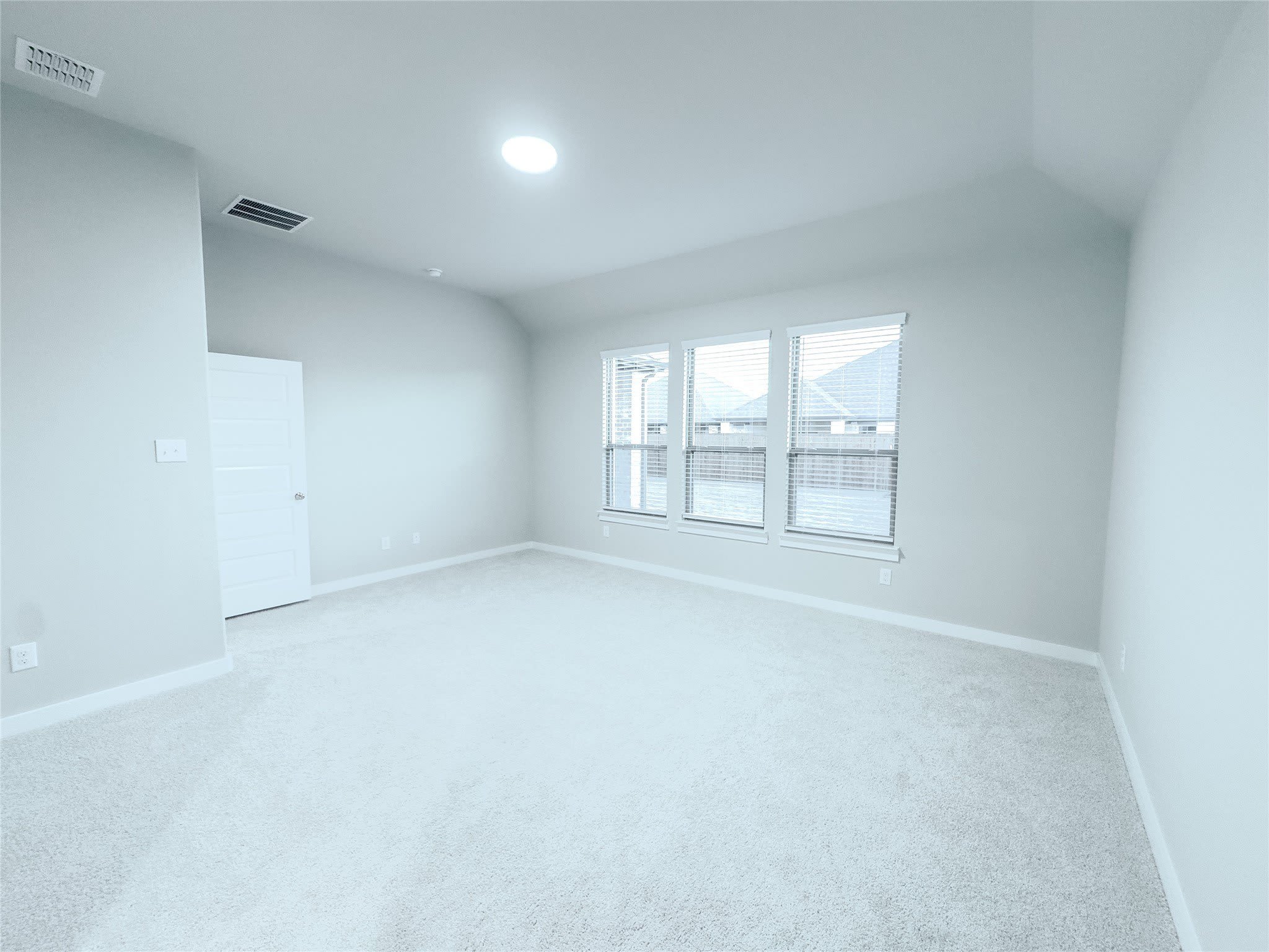 566 Silver Springs Lane – photo 5