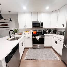 840 West Altgeld Street – photo 1