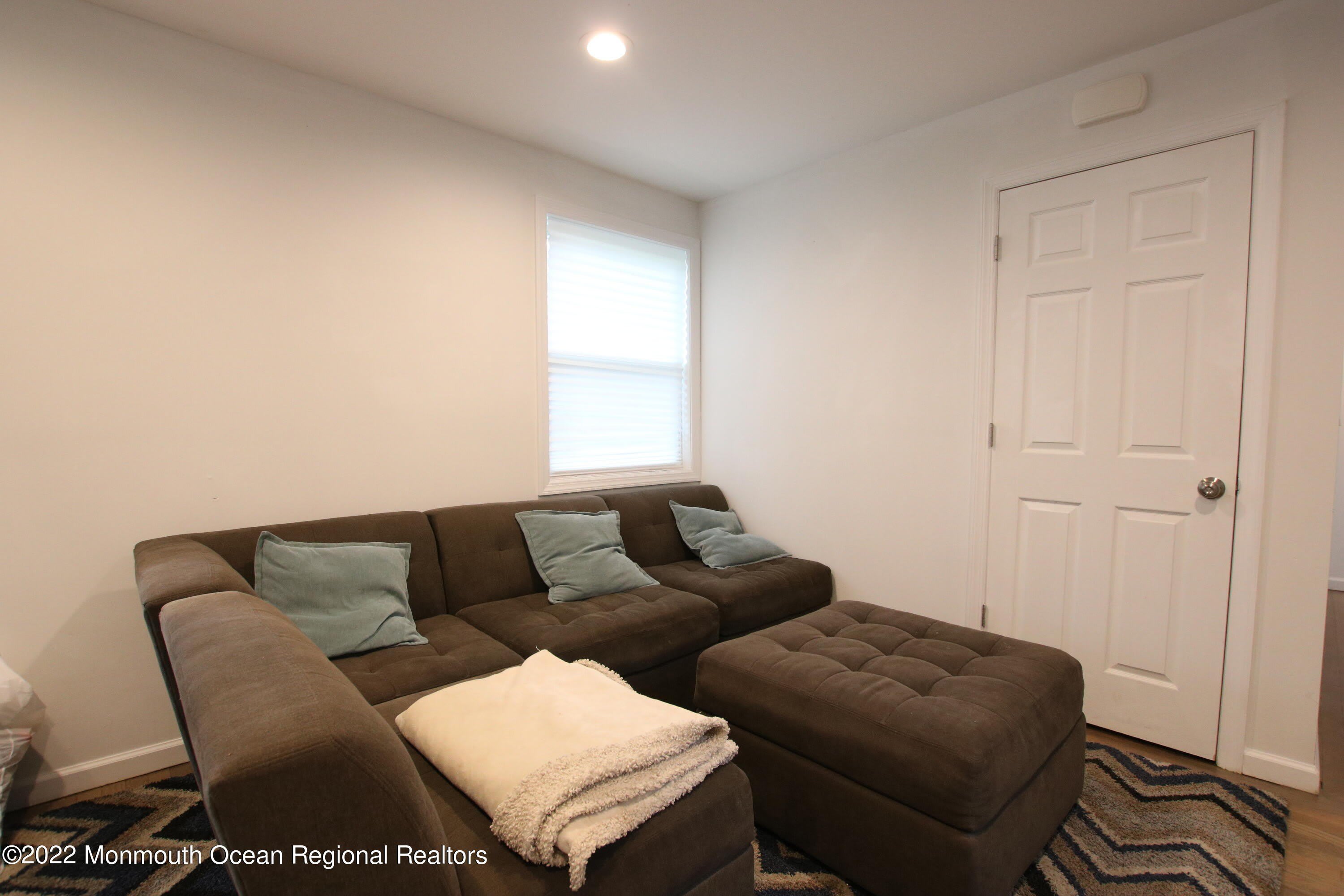 142 Delaware Avenue – photo 2