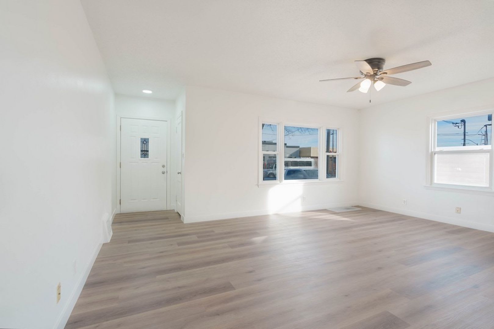 2303 Main St – photo 5