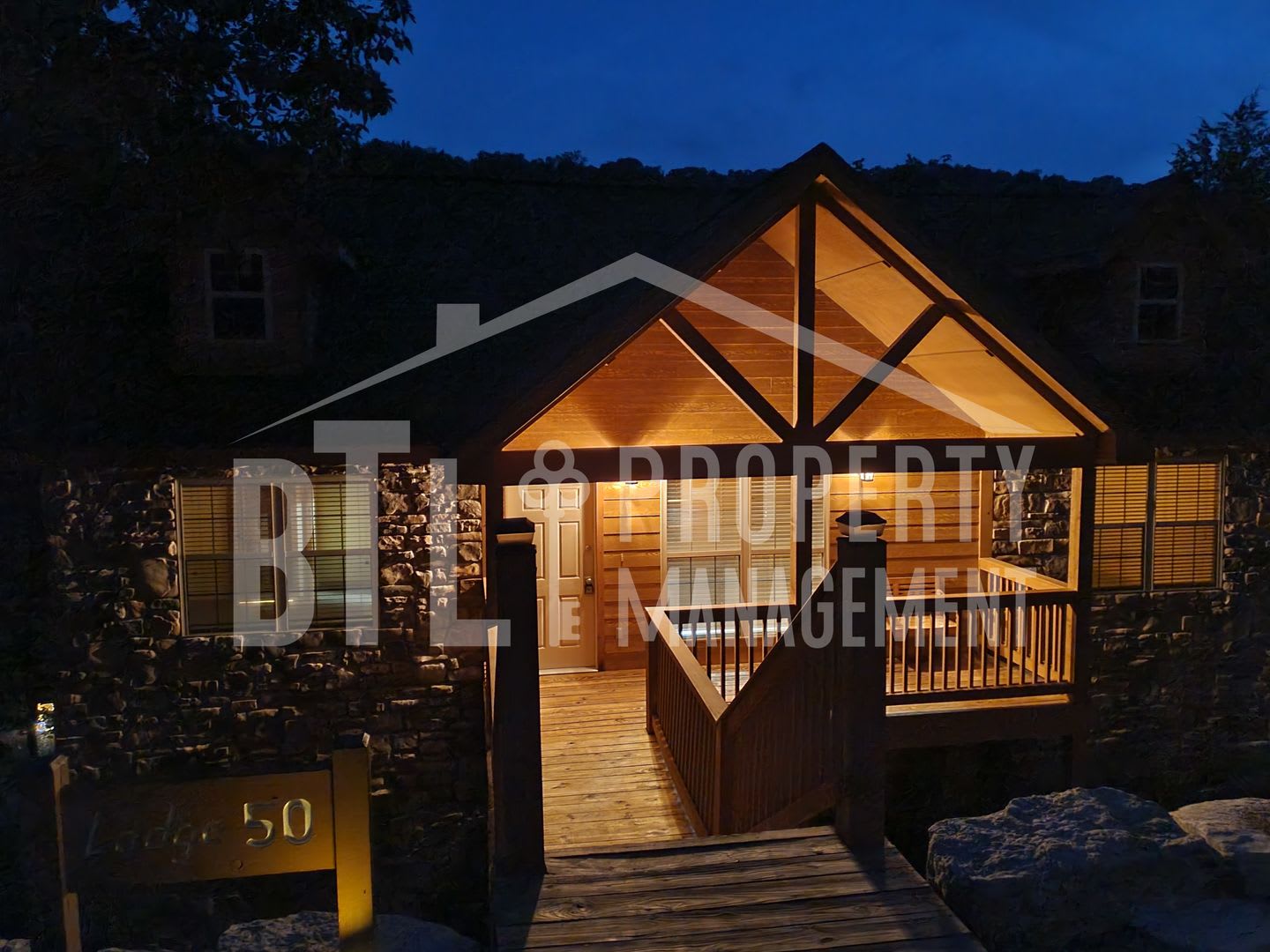 Gorgeous Lodge In Gated Community – photo 3