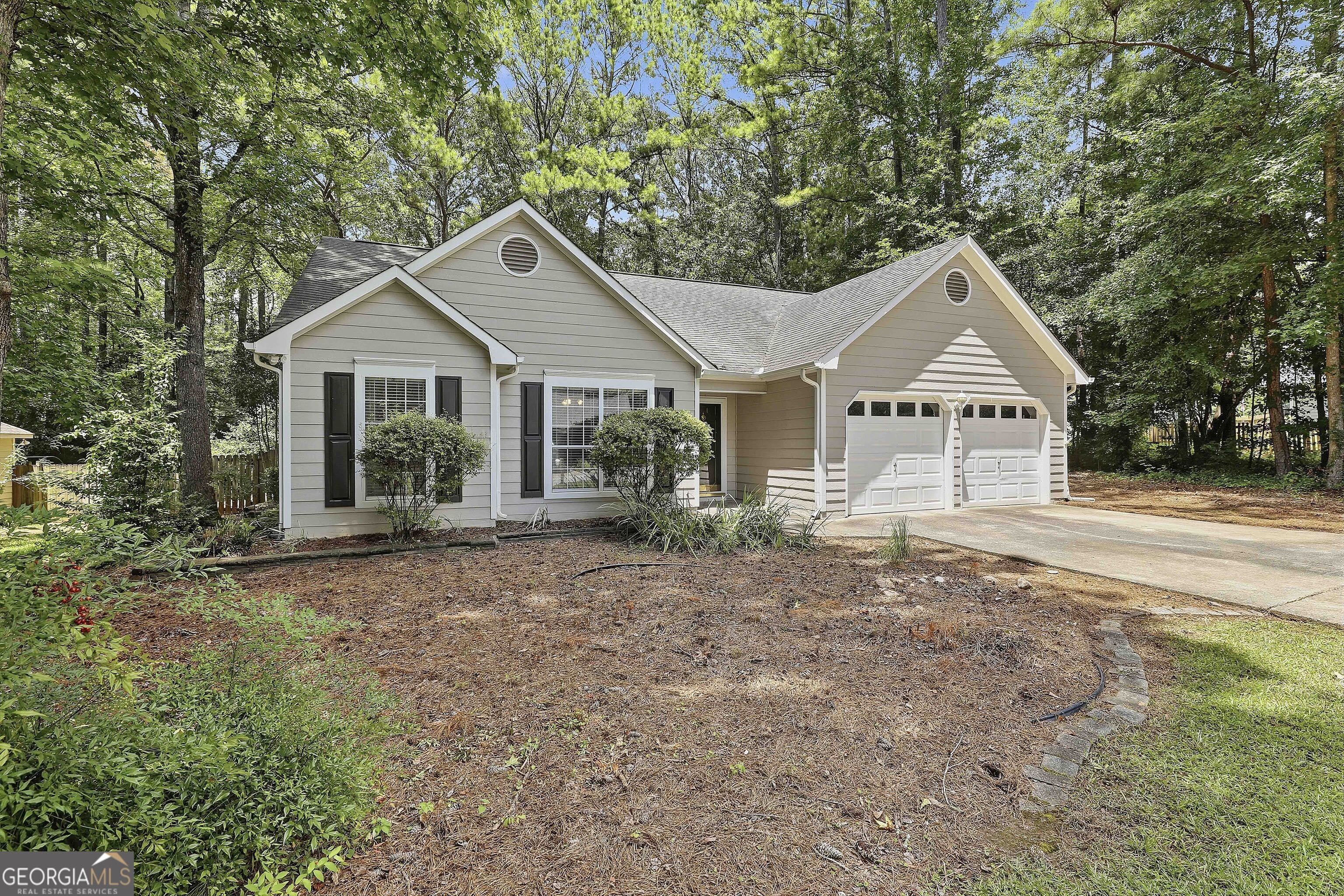 518 Longwood Lane – photo 3