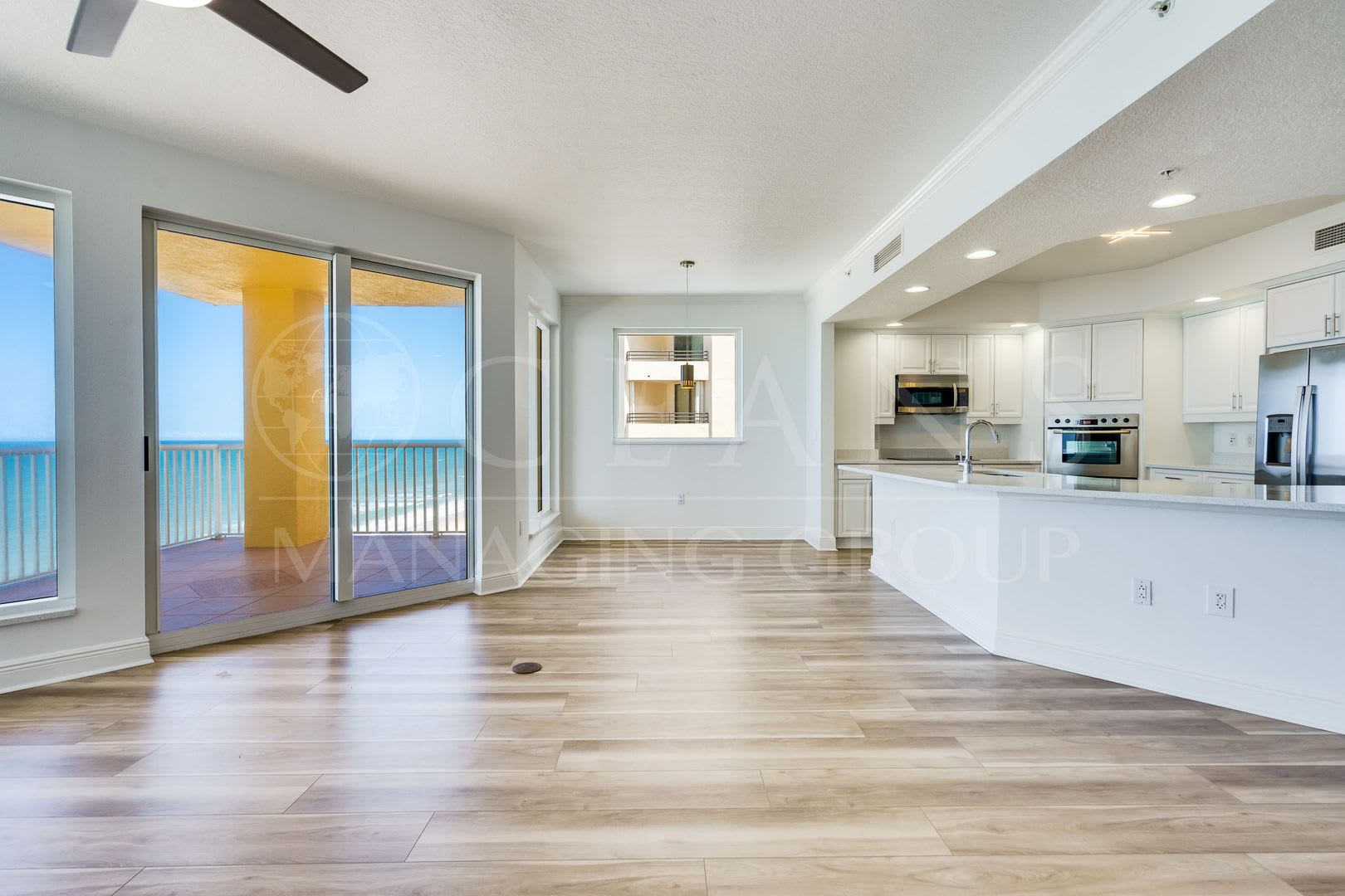 Luxury Meets the Ocean – Stunning 3-Bedroom Condo in Daytona Beach Shores – photo 5