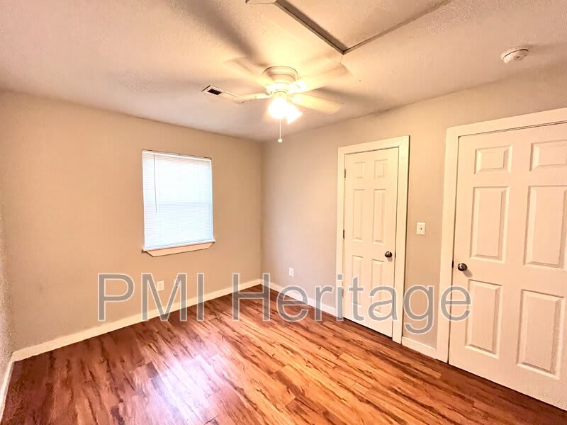 103 W Martin Luther King Jr Blvd – photo 5