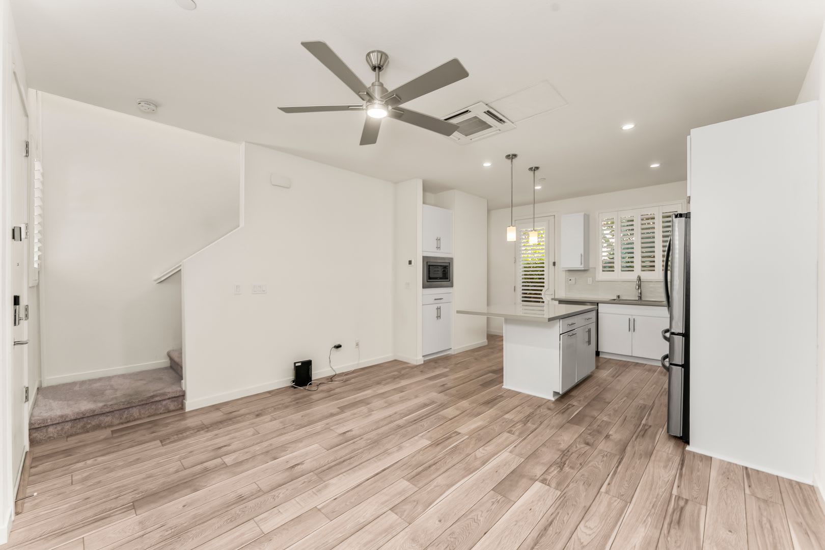 Modern 2 Bed / 2.5 Bath Condo for Rent at The Mill at Broadway – photo 3