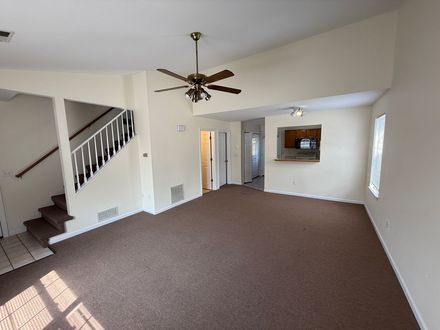 four bedrooms, two bathrooms – photo 3
