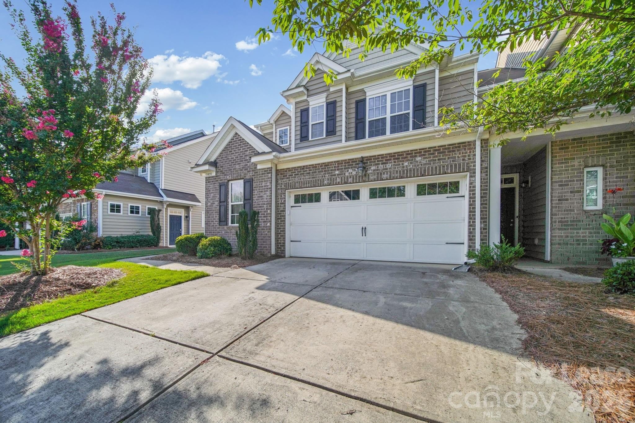 5470 Allison Lane – photo 2