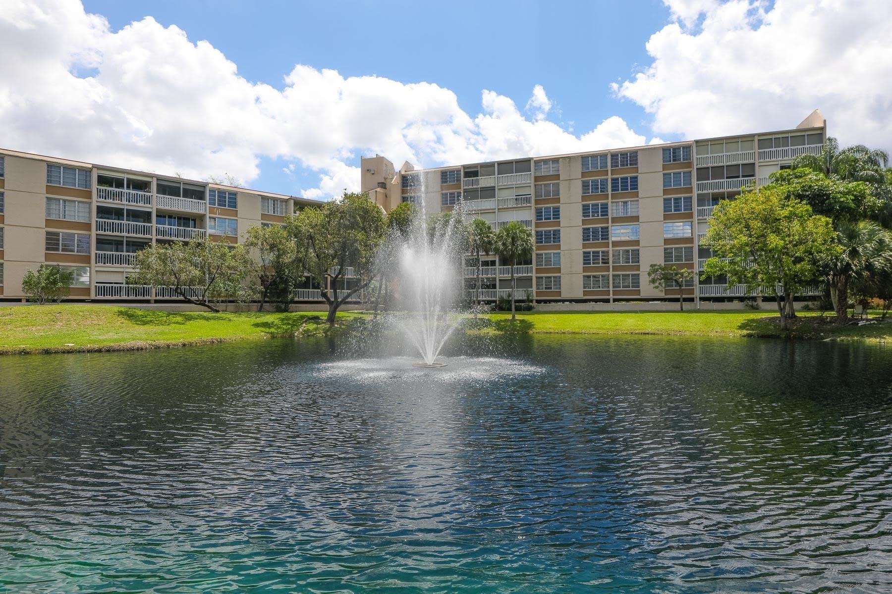 7081 Environ Boulevard – photo 1