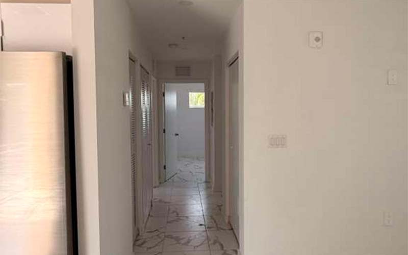 811 E 52nd St – photo 3