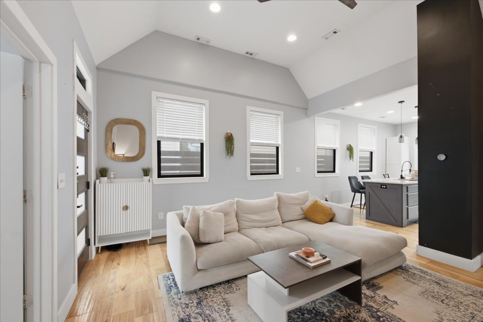 1605 English Avenue – photo 3