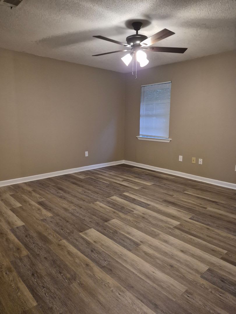 Beautiful 3bd/1.5ba home ready to rent – photo 3