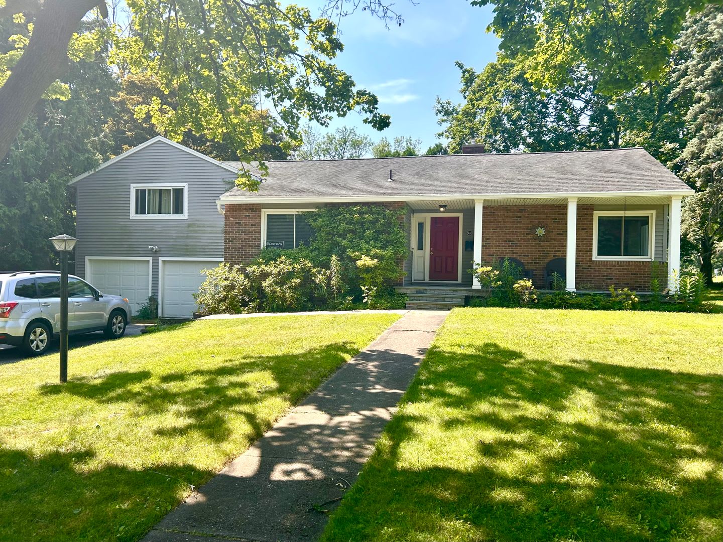 Beautiful Brighton Move-In Ready- Penfield Schools! – photo 1