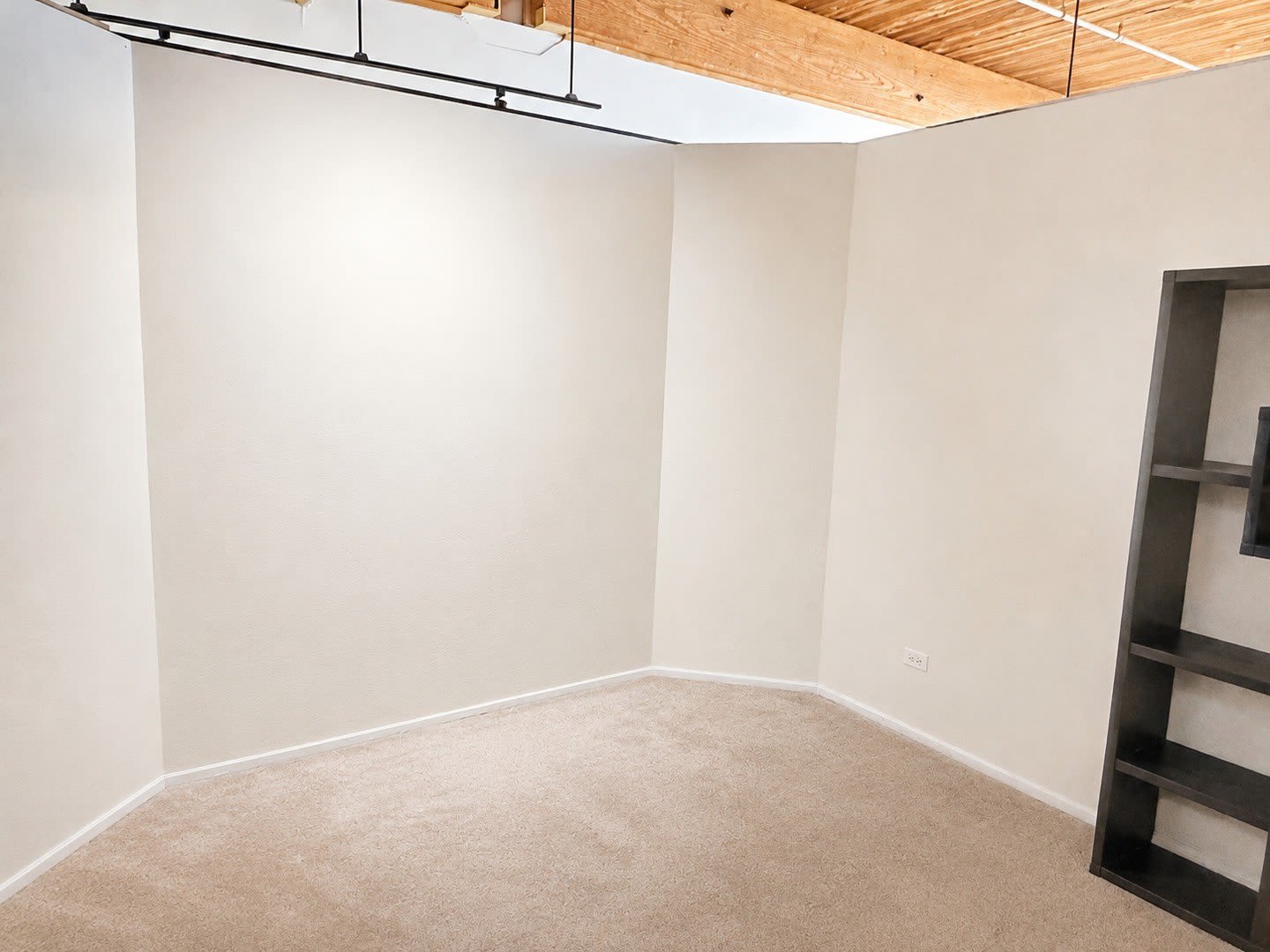 1801 S MICHIGAN Avenue – photo 4