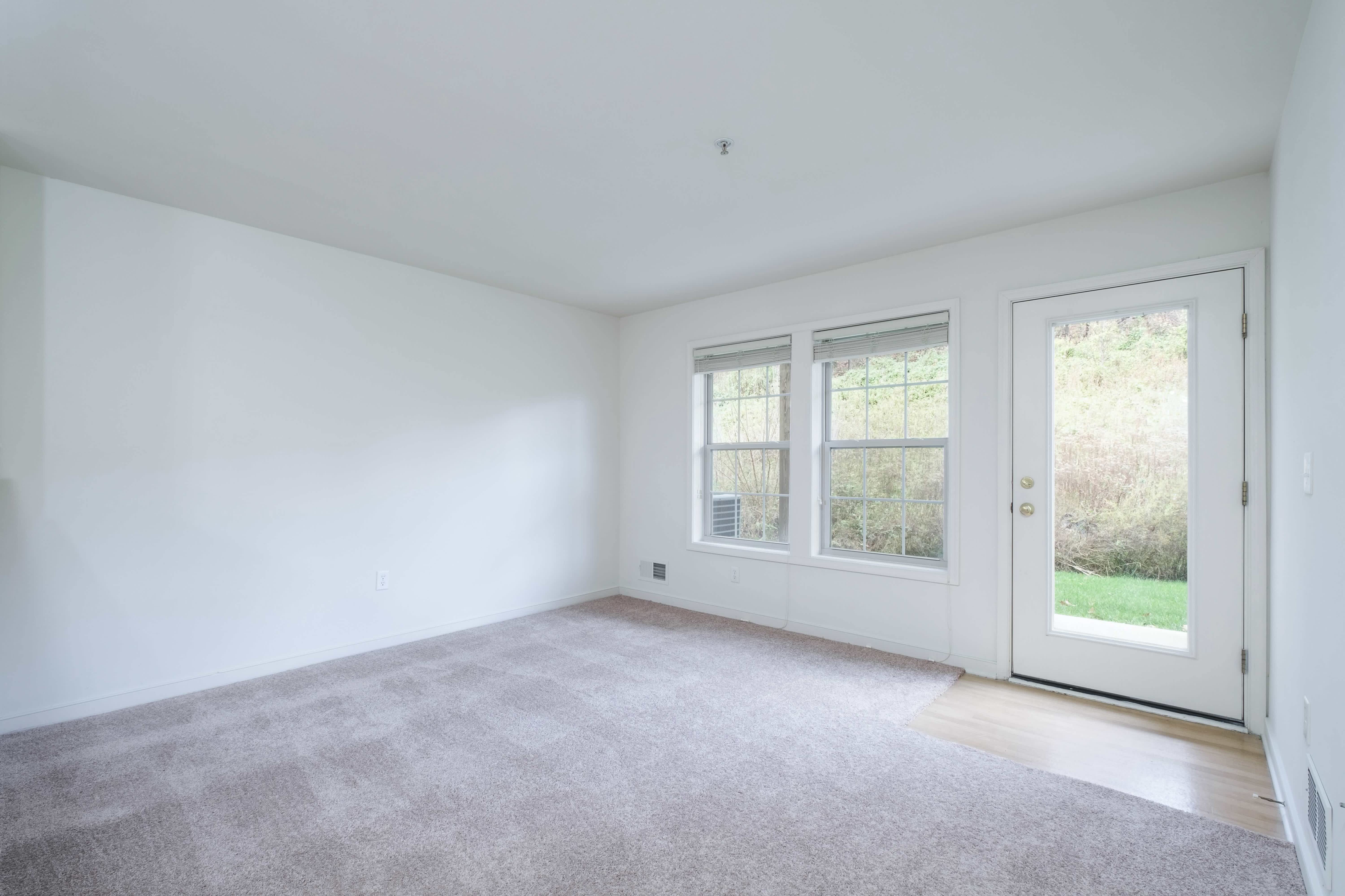 519 Talon Dr – photo 4