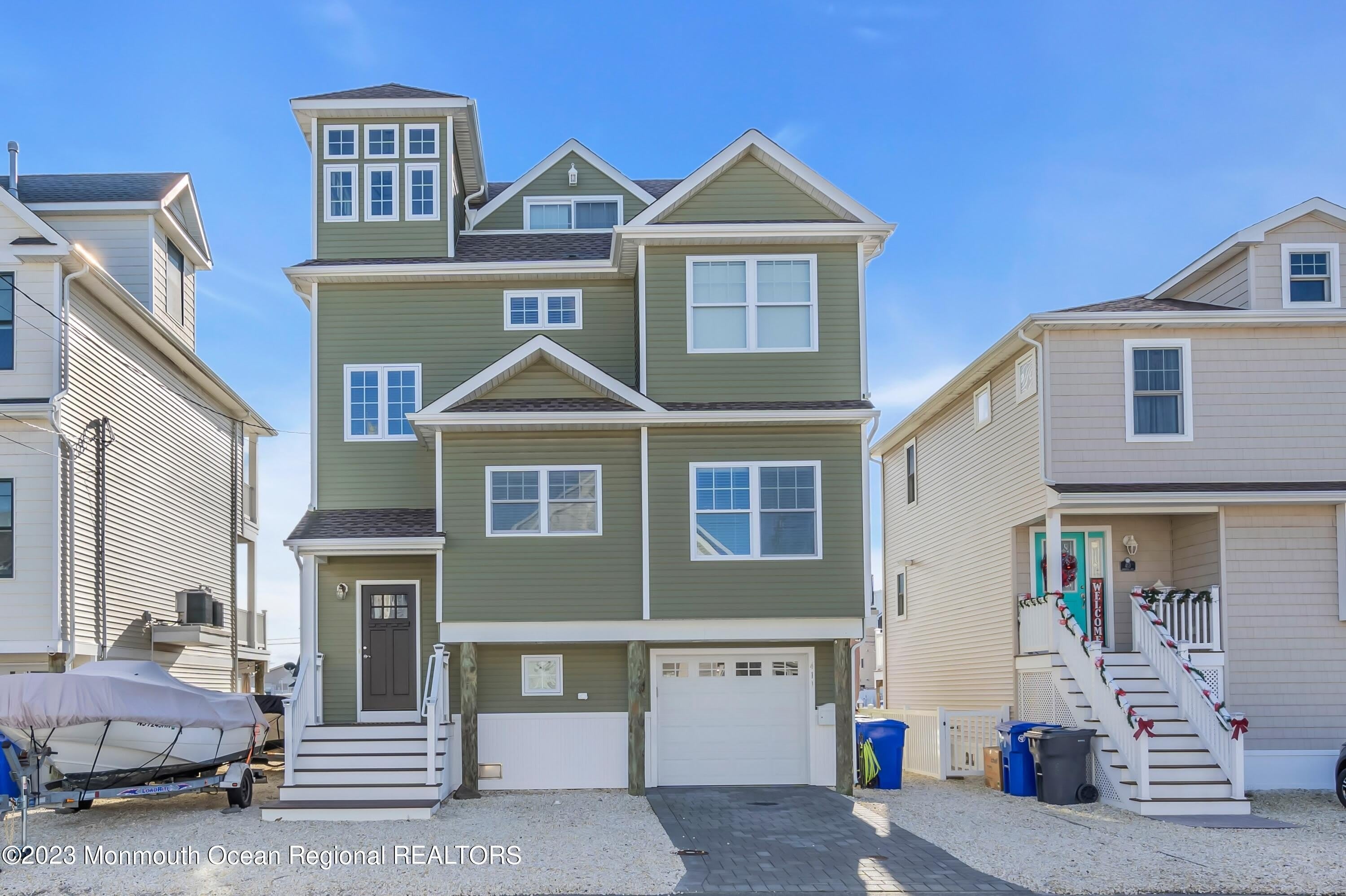 411 Harding Avenue – photo 1