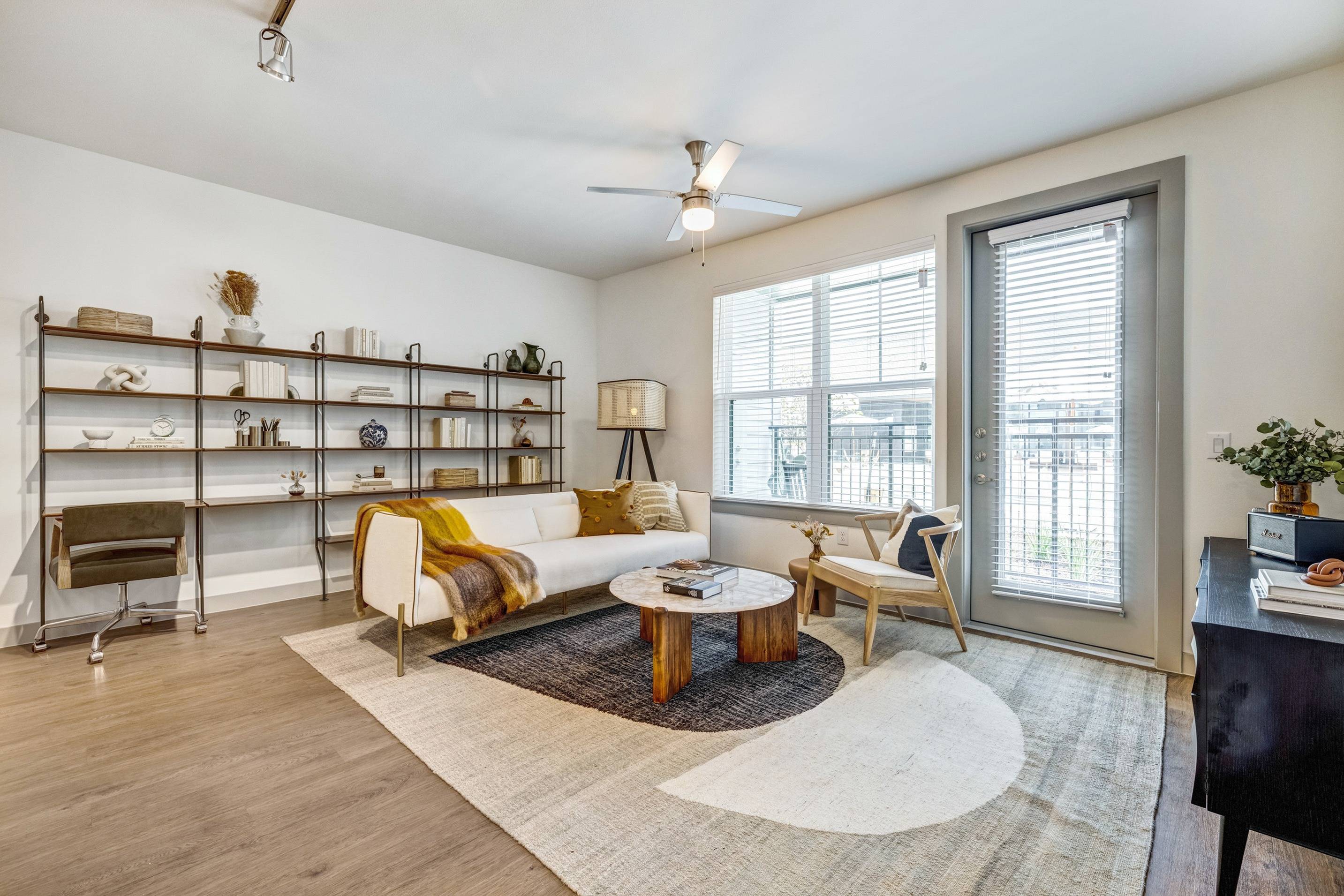 Laurel Apartments – photo 4