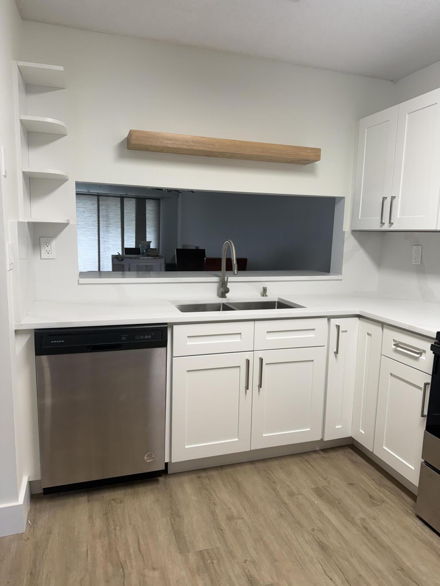 903 Harbour Pointe Way – photo 2