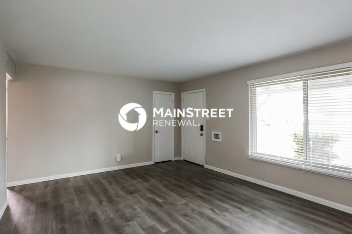 3427 West Montecito Avenue – photo 3