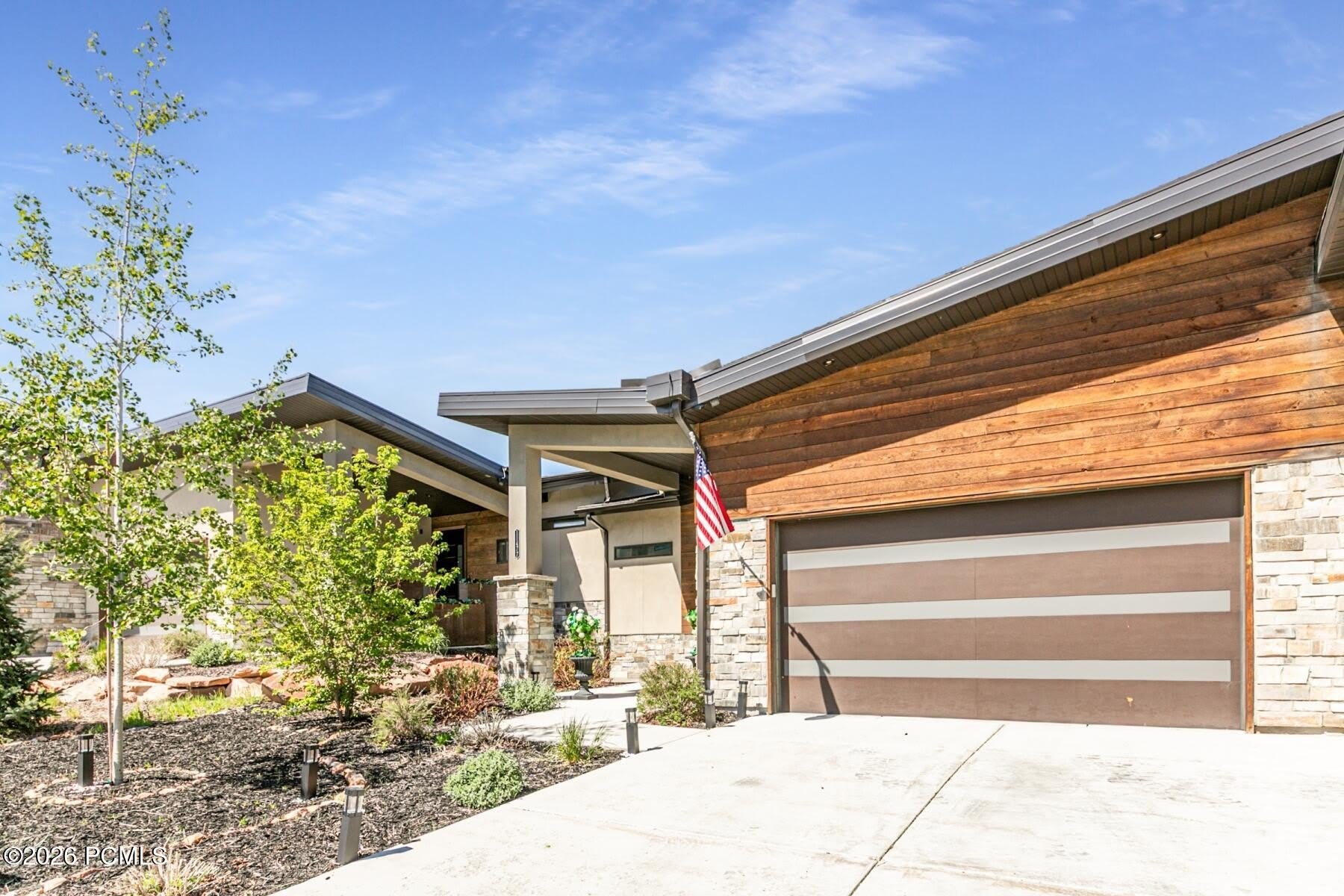 11477 N Vantage Lane – photo 2