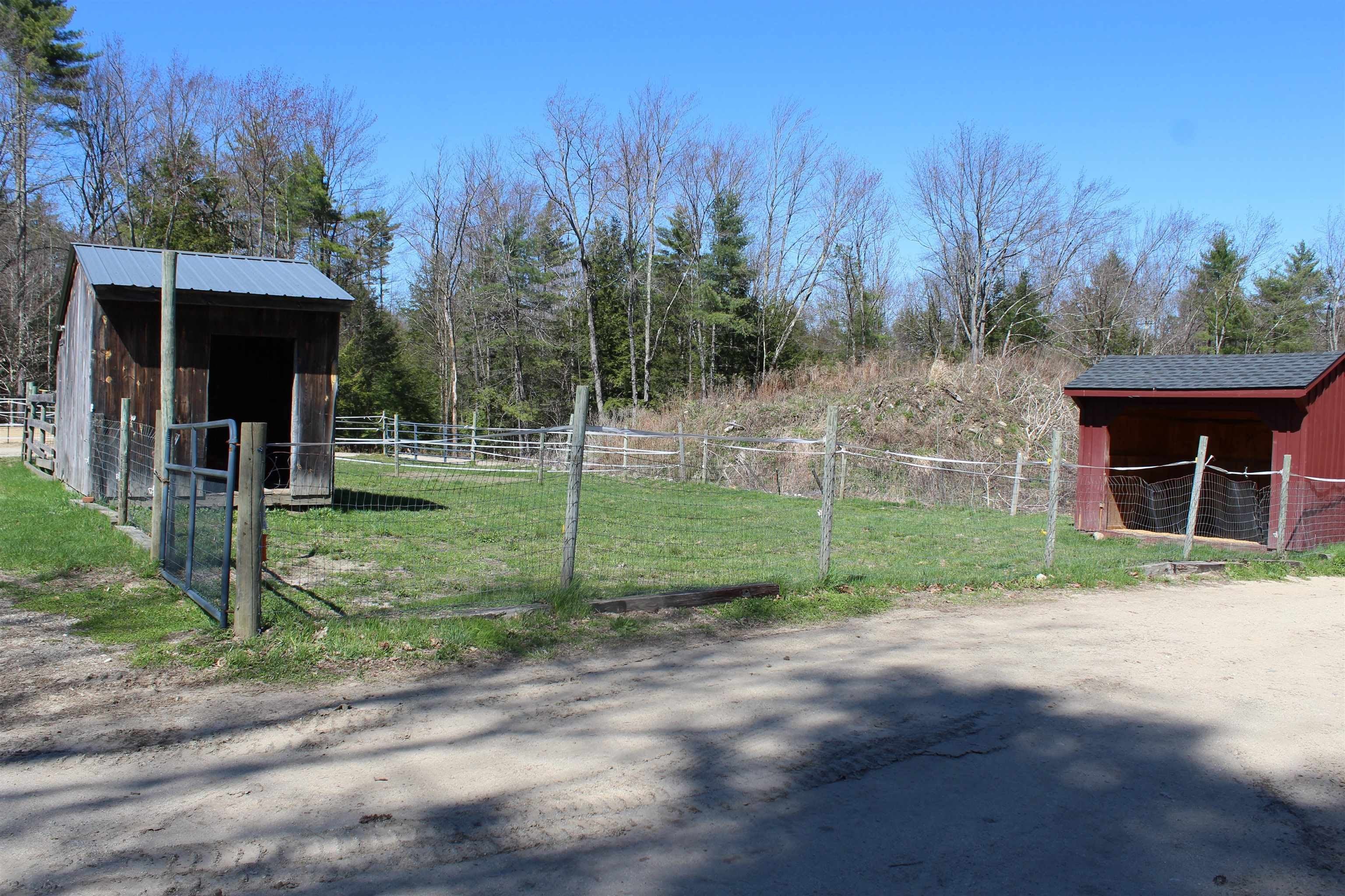 260 Bennington Road – photo 4