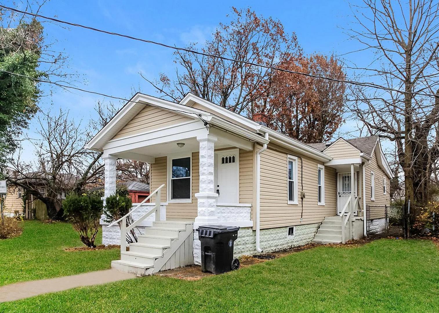 Cozy 2Br 1Ba House With Garage Leasing Special Move In By 9 15 2026 And Receive 50 Off Of Your Deposit – photo 2