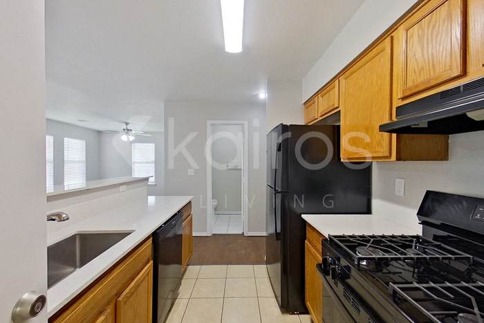 2010 Creekridge Drive – photo 5
