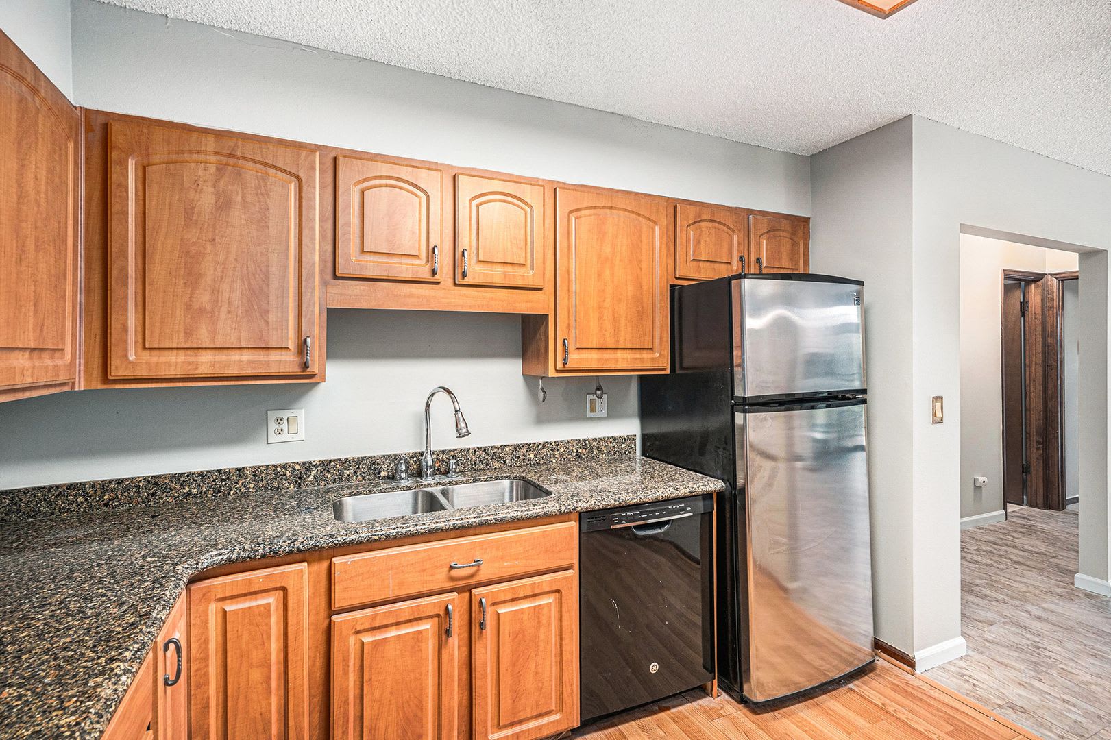 2 Bedroom 2 Bath Condo in Pier Point Village – photo 5