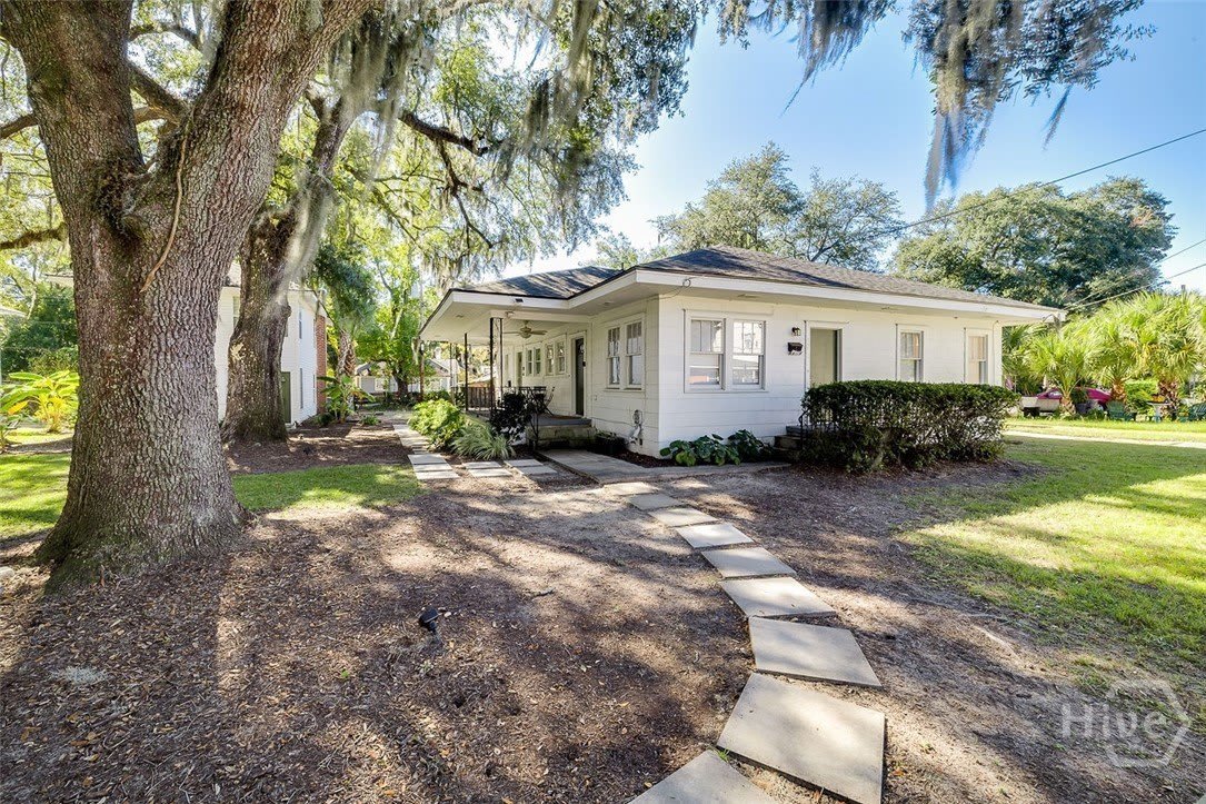 1317 E 38th Street – photo 5