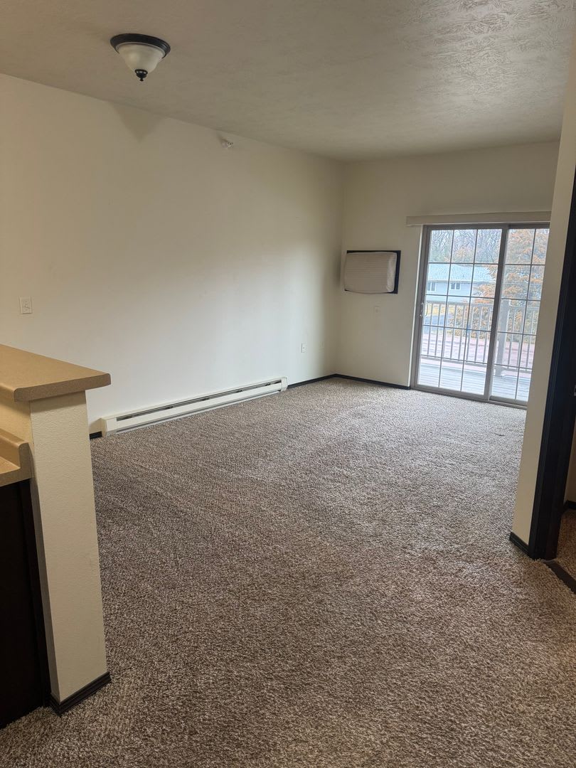 Pheasant Ridge Village Apartments – photo 4