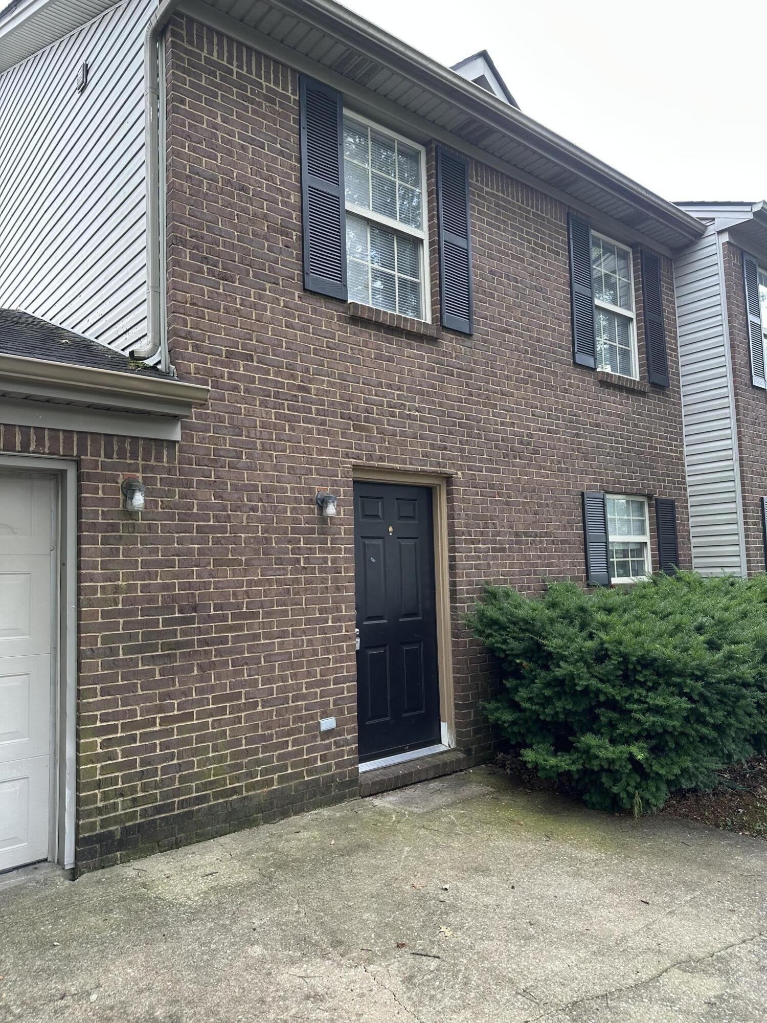 205 Tanbark Drive – photo 2