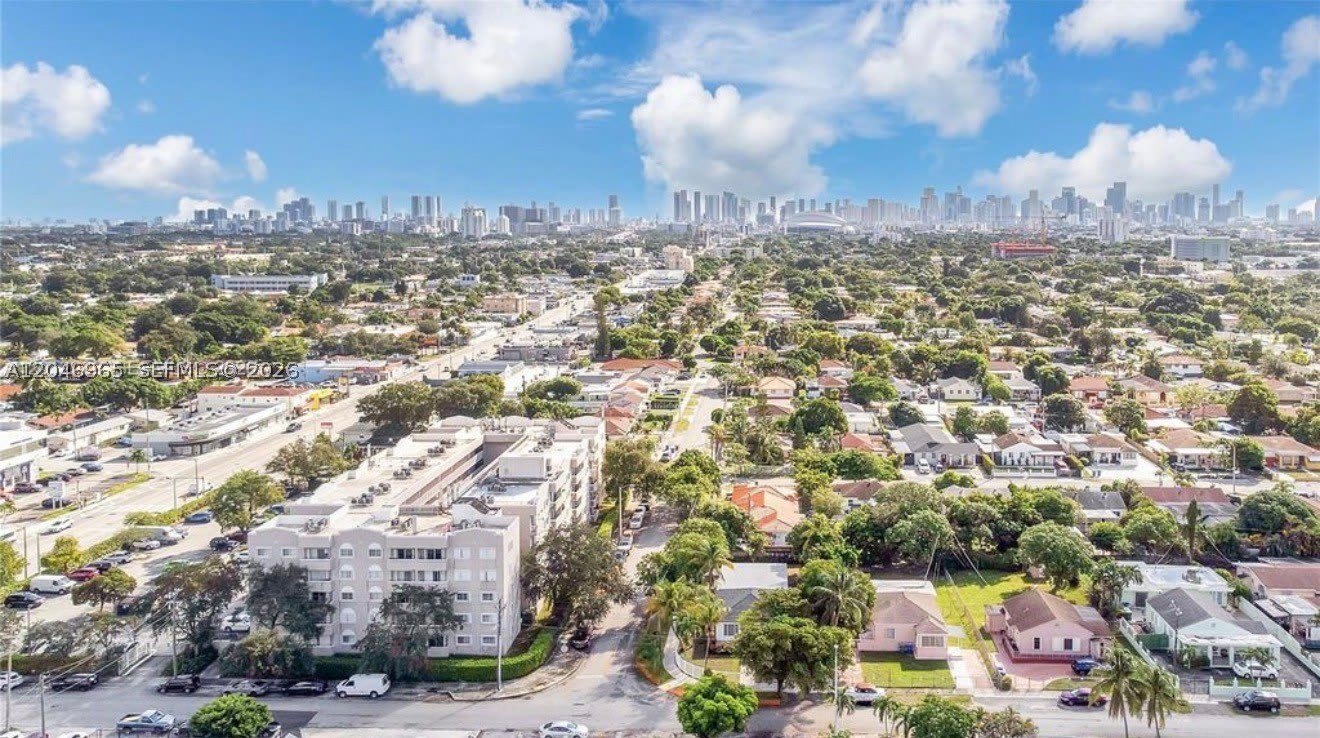 521 NW 33rd Ave – photo 3