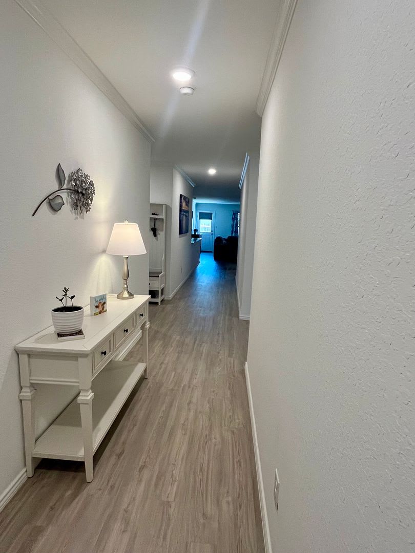 Stop the Car! Fabulous 4/2 Single Story, First Time Rental ~ Shows Like New ~ Must See! – photo 5