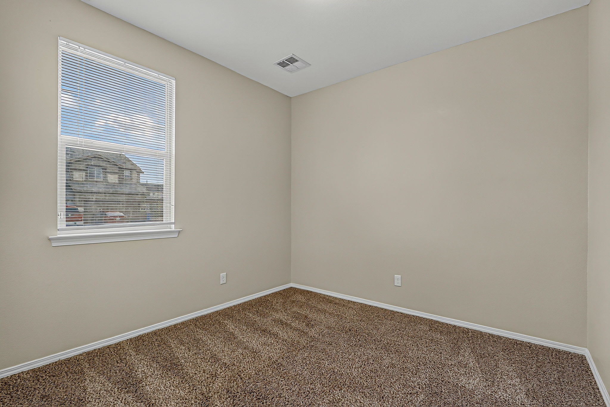 11477 Dawn View Road – photo 4