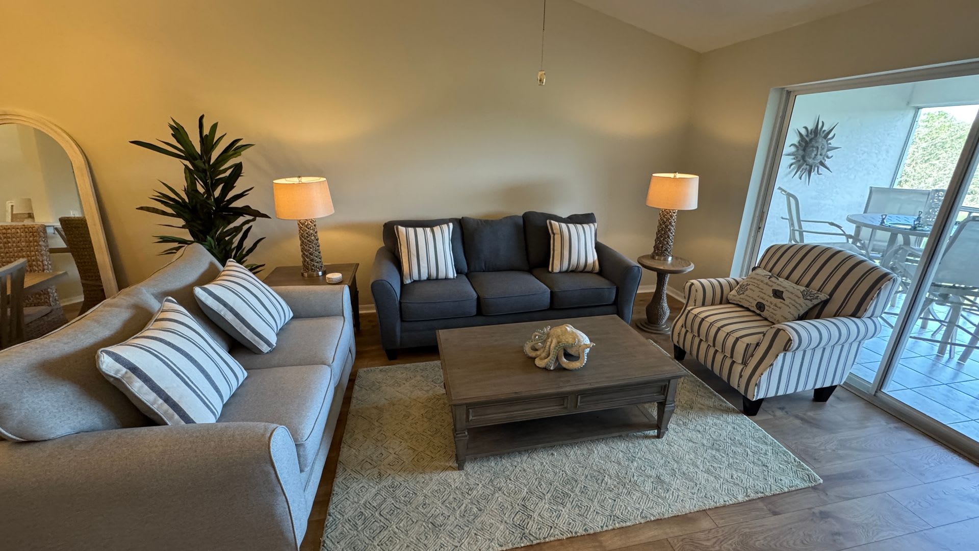 Furnished Short Term Rental – photo 5