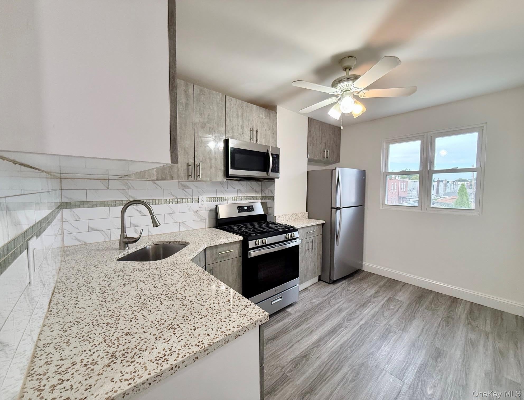 6911 79th Street – photo 3