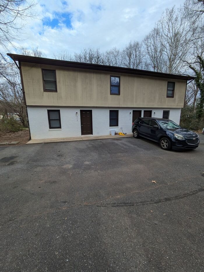 315 18Th Street Southwest – photo 1
