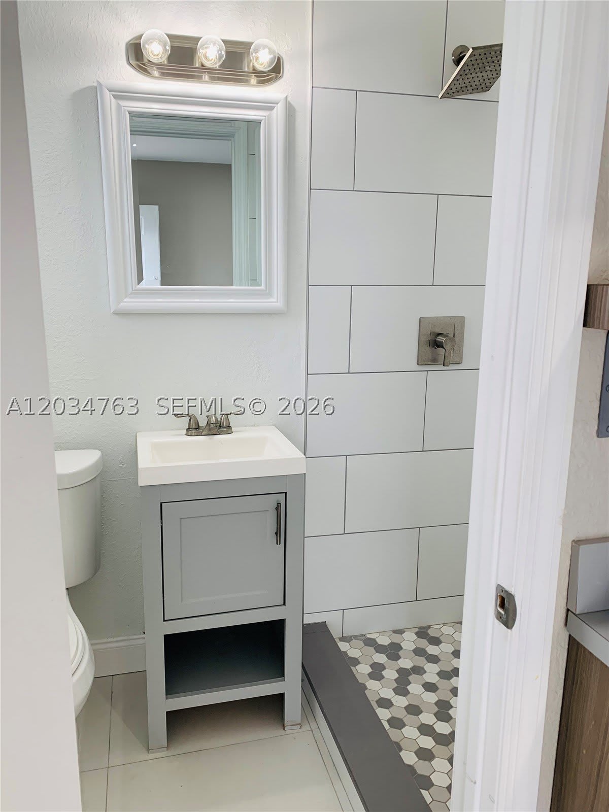 1265 SW 6th St – photo 5