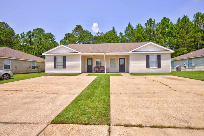 15119 Deer Creek Drive – photo 2