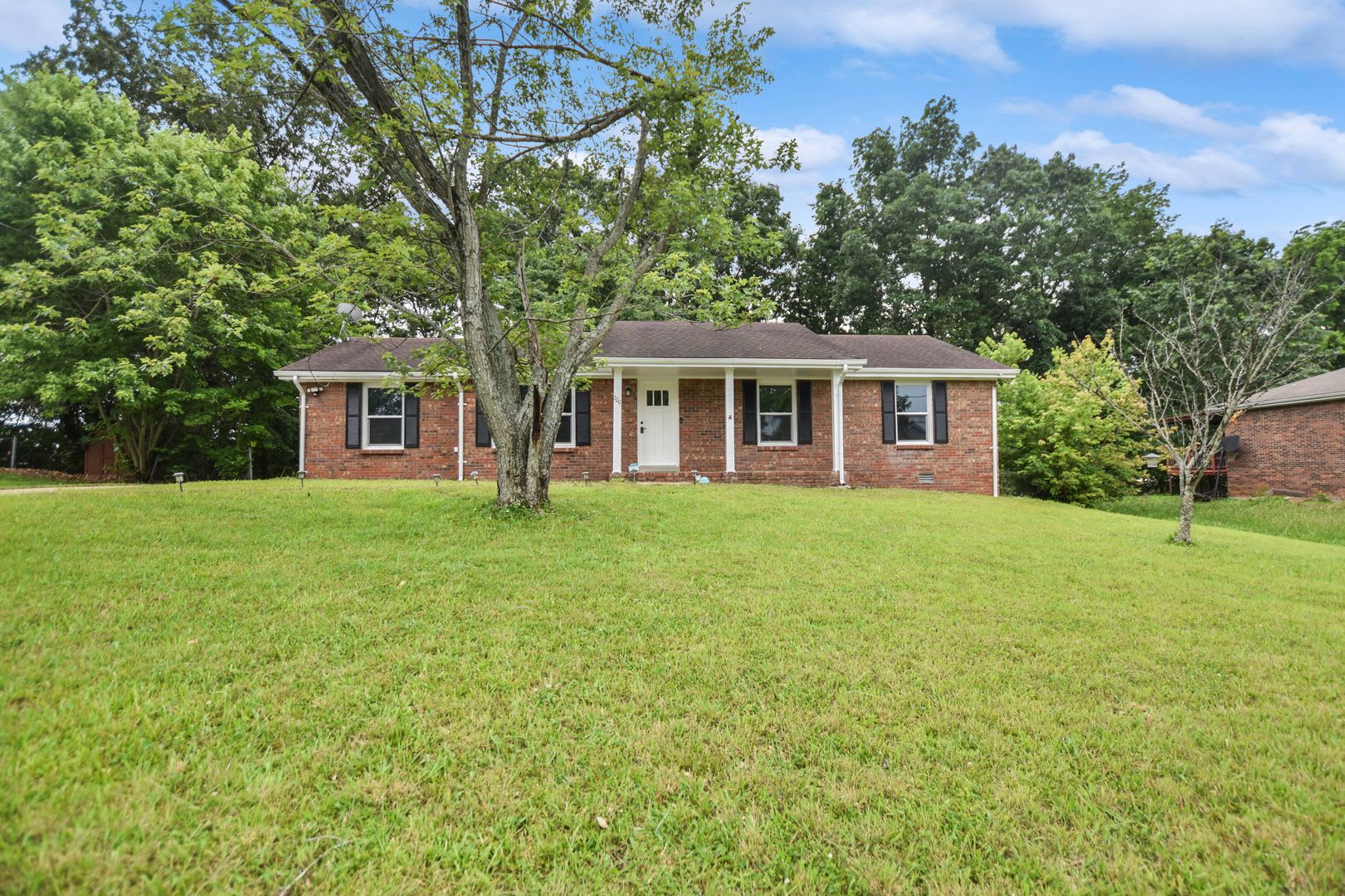 Updated Three Bedroom! – photo 1