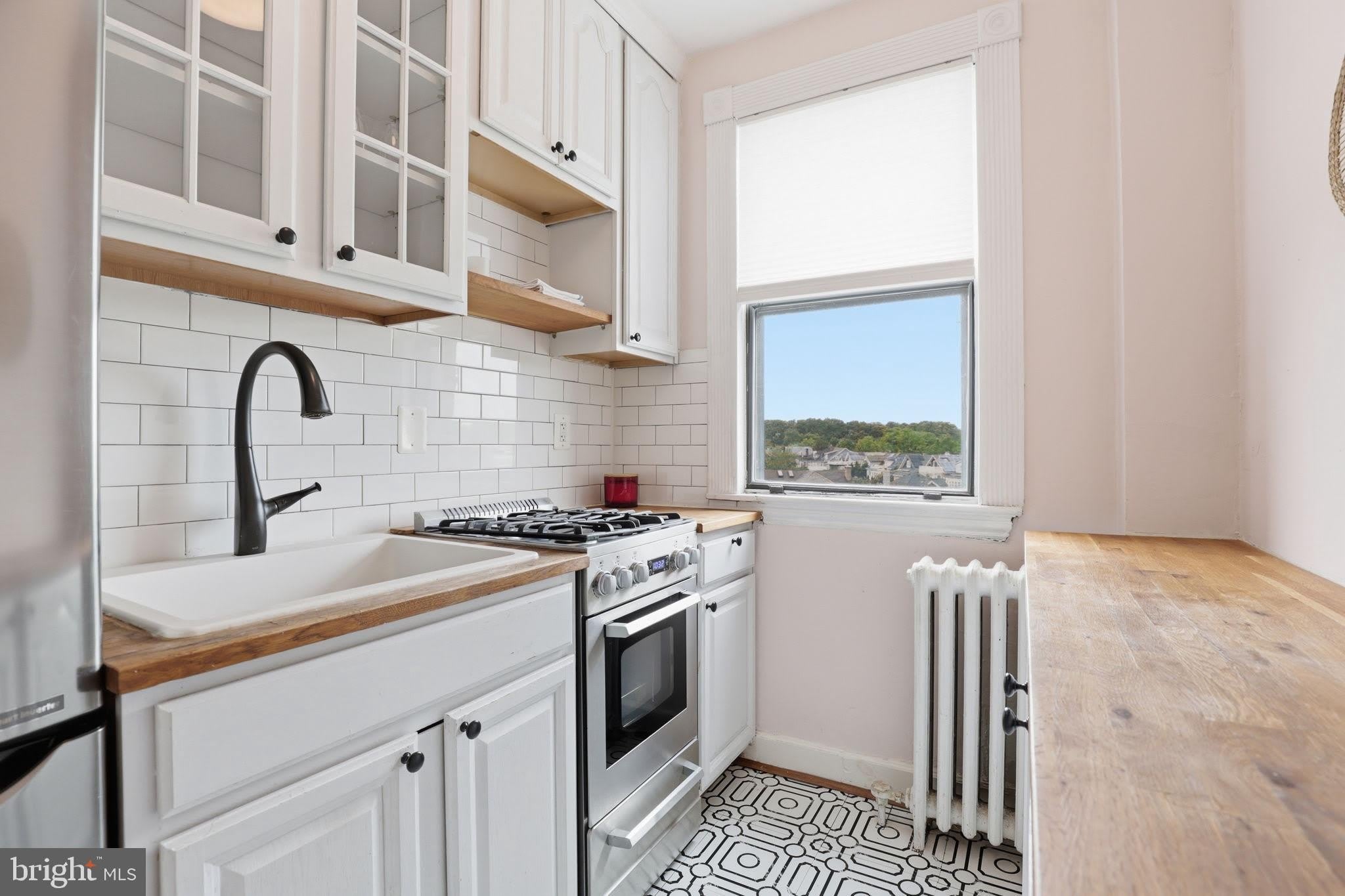 1365 Kennedy Street Nw – photo 5