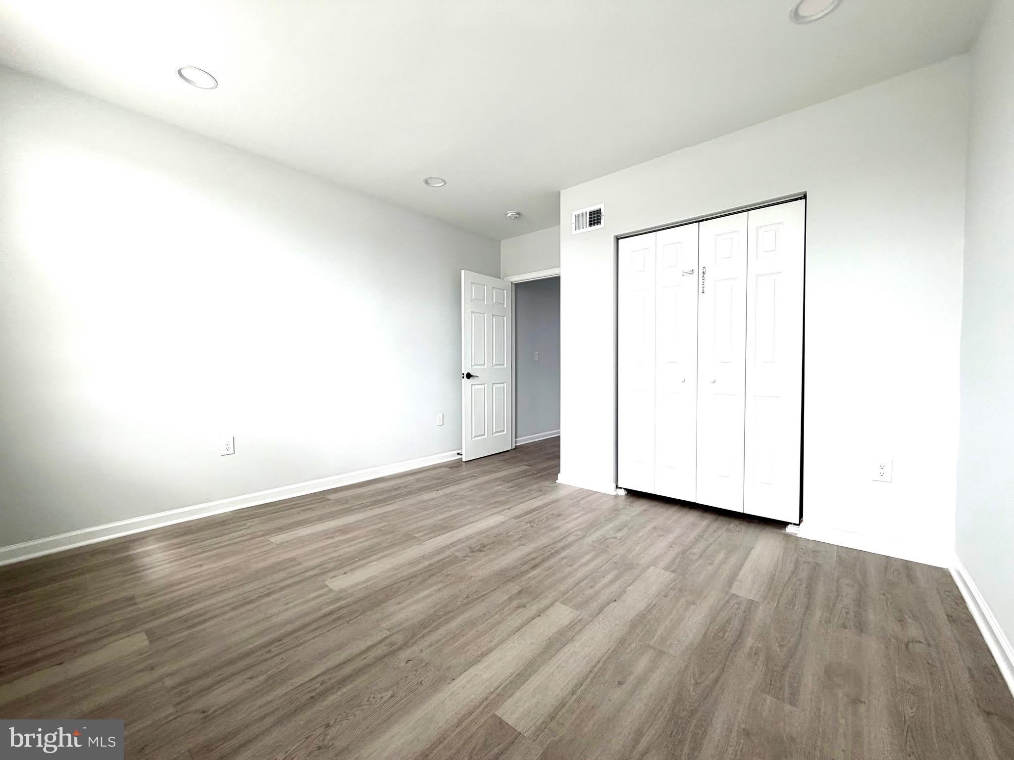 608 OLDHAM Street – photo 5