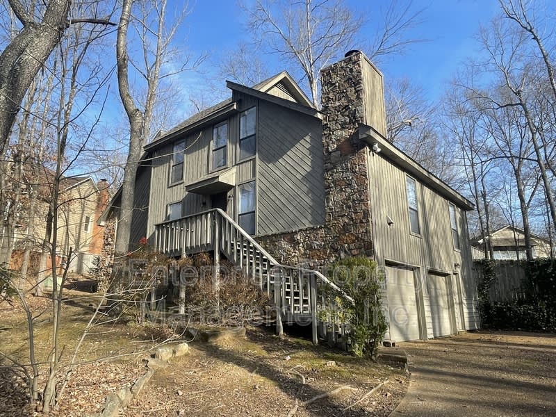 384 Sherburne Cv – photo 2