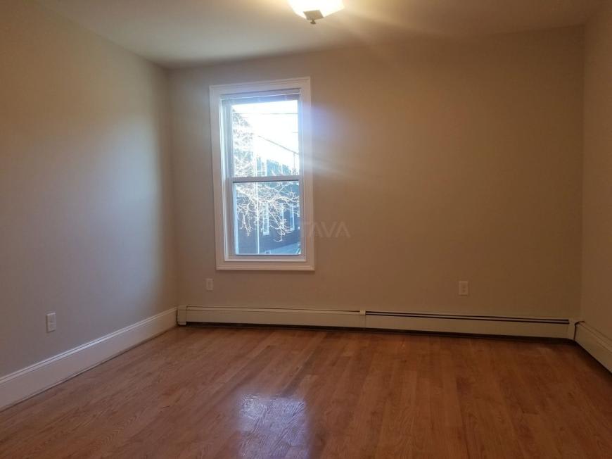 47 Fremont St. – photo 2