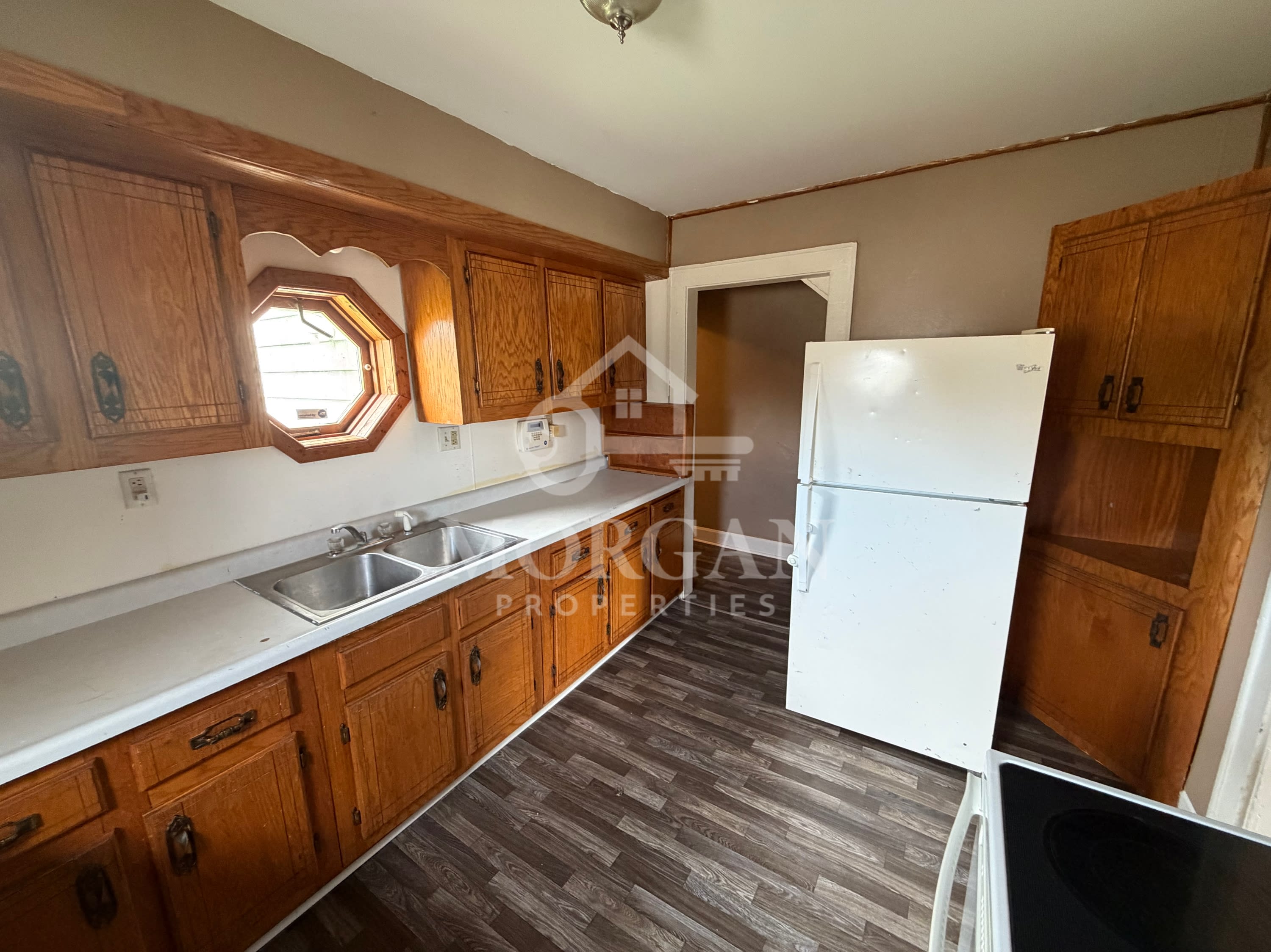 1306 Arrow Avenue – photo 4