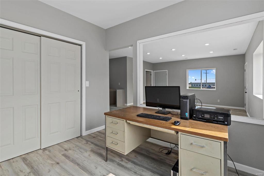 7420 Raider Rd. Office Space – photo 3