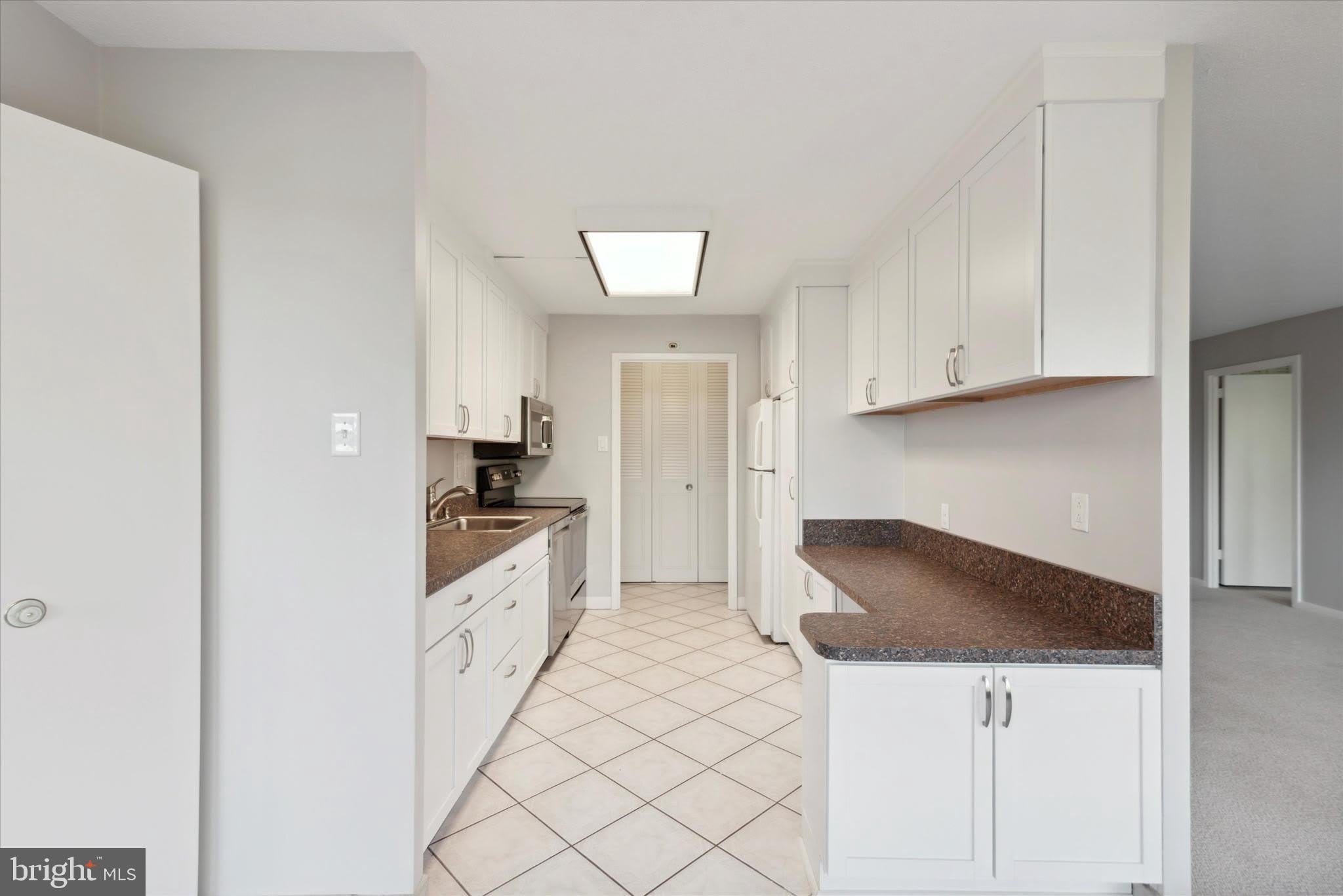 1001 CITY Avenue – photo 2