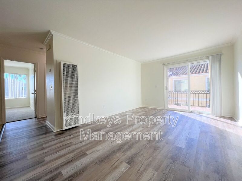 770 Florida St – photo 2