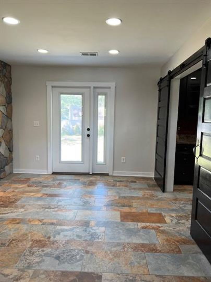 Renovated Brick Ranch Home – photo 5